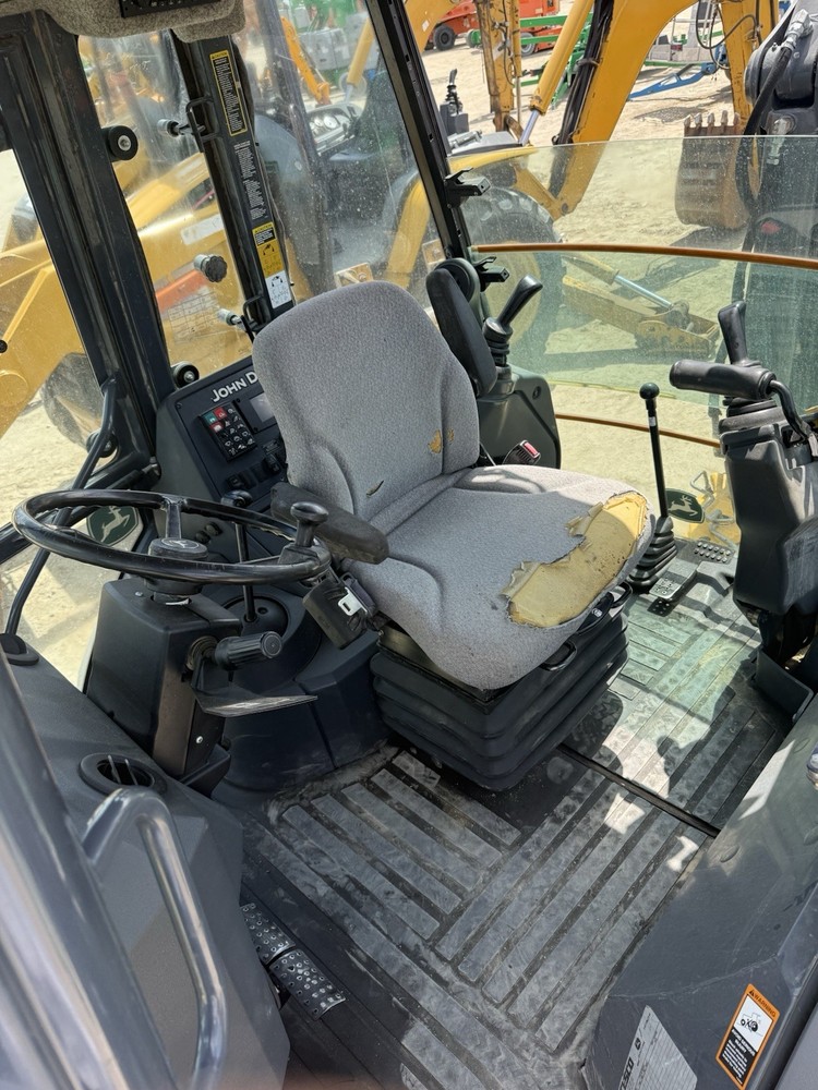 John Deere 310SK Backhoe