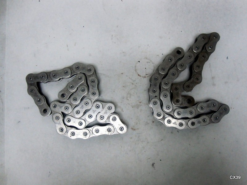 NO MASTER LINK Pair of 2.5"L Renold 80 Riveted Roller Chains