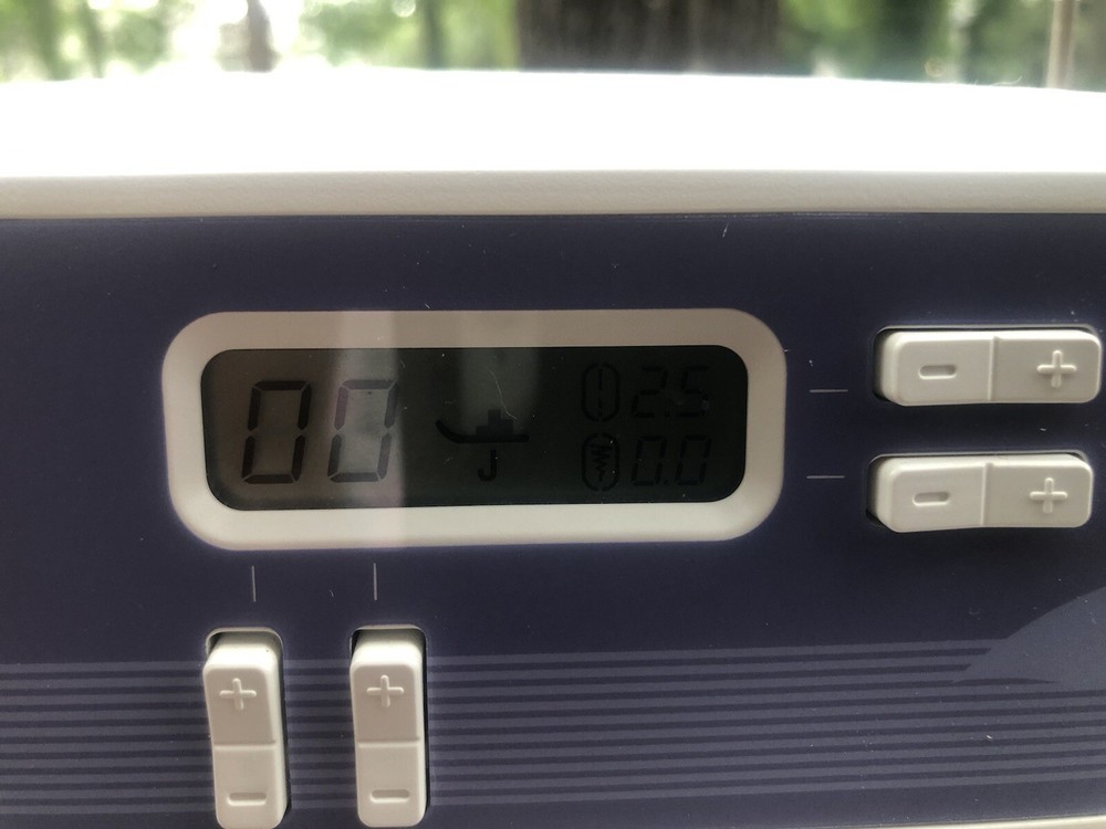 Used Brother XR-7700 Computerized Sewing Machine