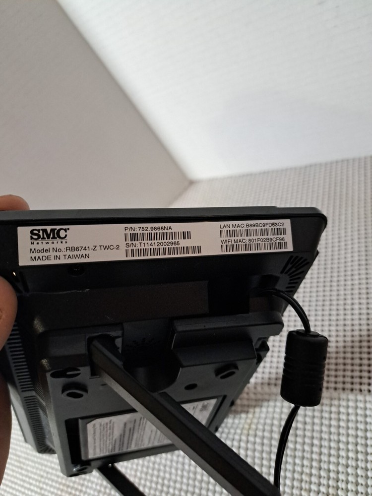 SMC Networks RB6741-Z Touchscreen Security System, With Guide & Disk, Untested