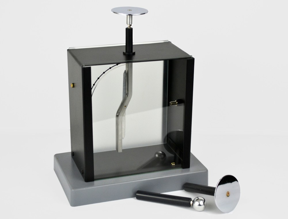 Eisco Labs Large Needle Electroscope