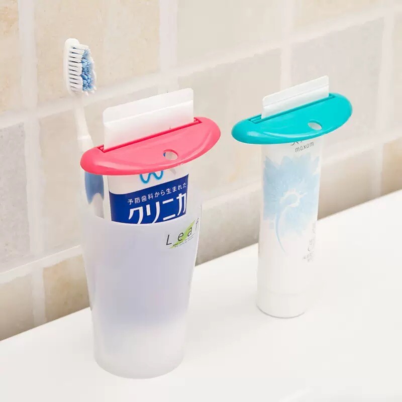 Plastic Tube Squeezer Toothpaste Dispenser Holder Rolling Bathroom Extract
