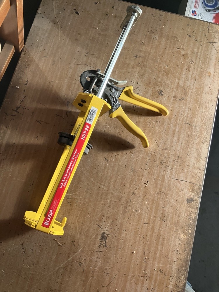 Epoxy Gun ￼