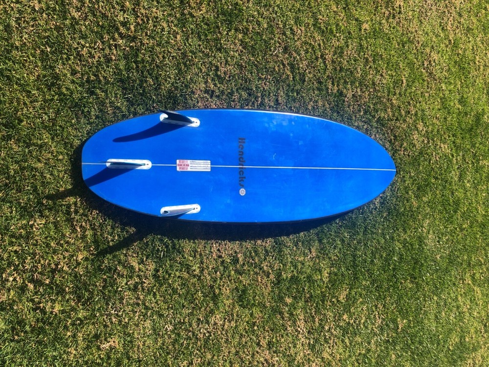 5'6 Hendricks Surfboard (Blue) (Used)