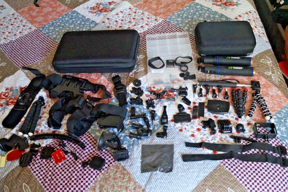 GO PRO & COMPATIBLE PORTABLE CAMERA ACCESSORIES 95 PC LOT + CASES