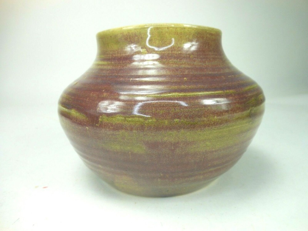 Studio Pottery Vase Hand Crafted Turned 4 3/4"