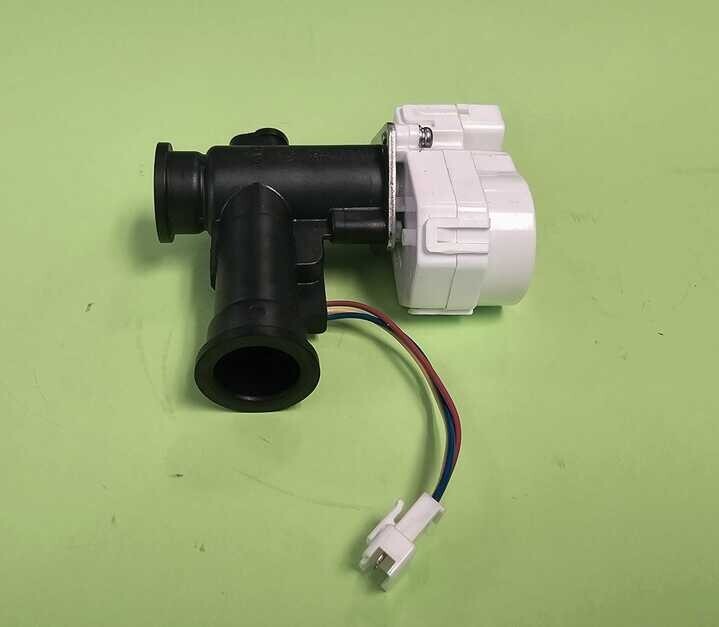 Bosch Water Valve w Engine #87085050230