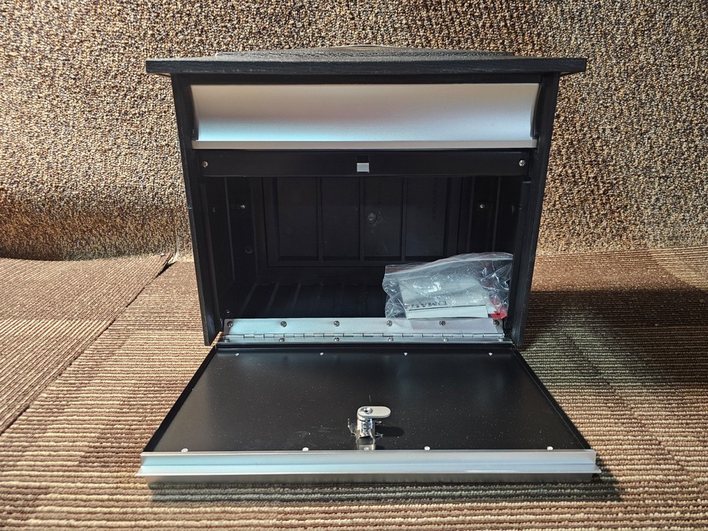 Architectural Mailboxes Wall Mount Mailbox Locking Black Medium-Sized Aluminum