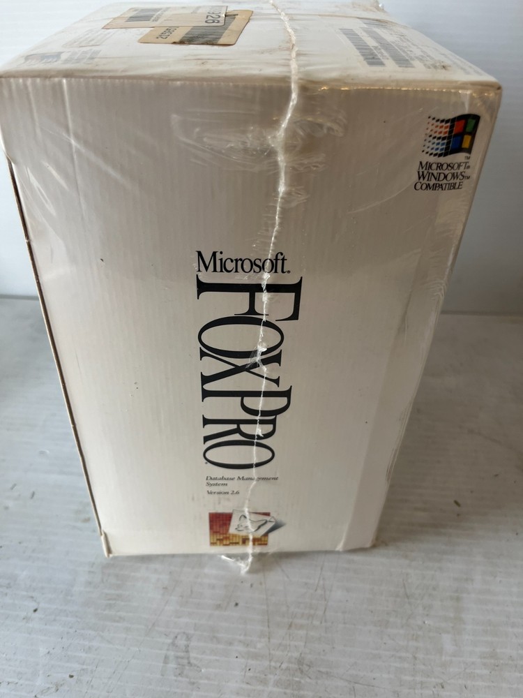 Microsoft FoxPro Database Management System Version 2.6 VTG 1994 - New Sealed