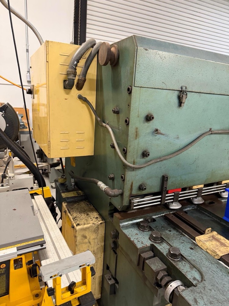 Amanda Shear Model: M-4065 Year:1966