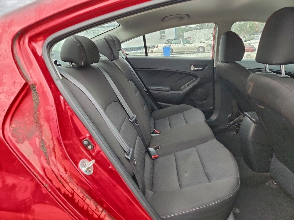FORTE 2016 Glove Box 4913565