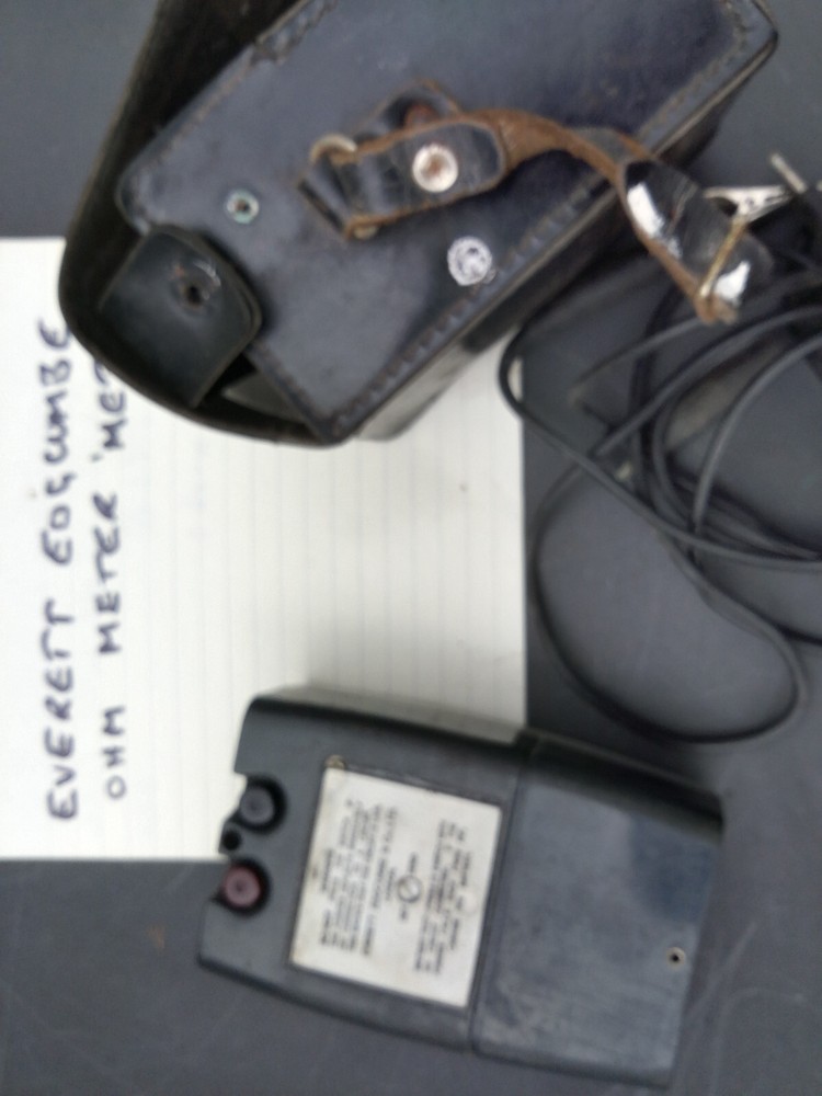 Vintage electrical Metrohm Ohm meter NOT WORKING