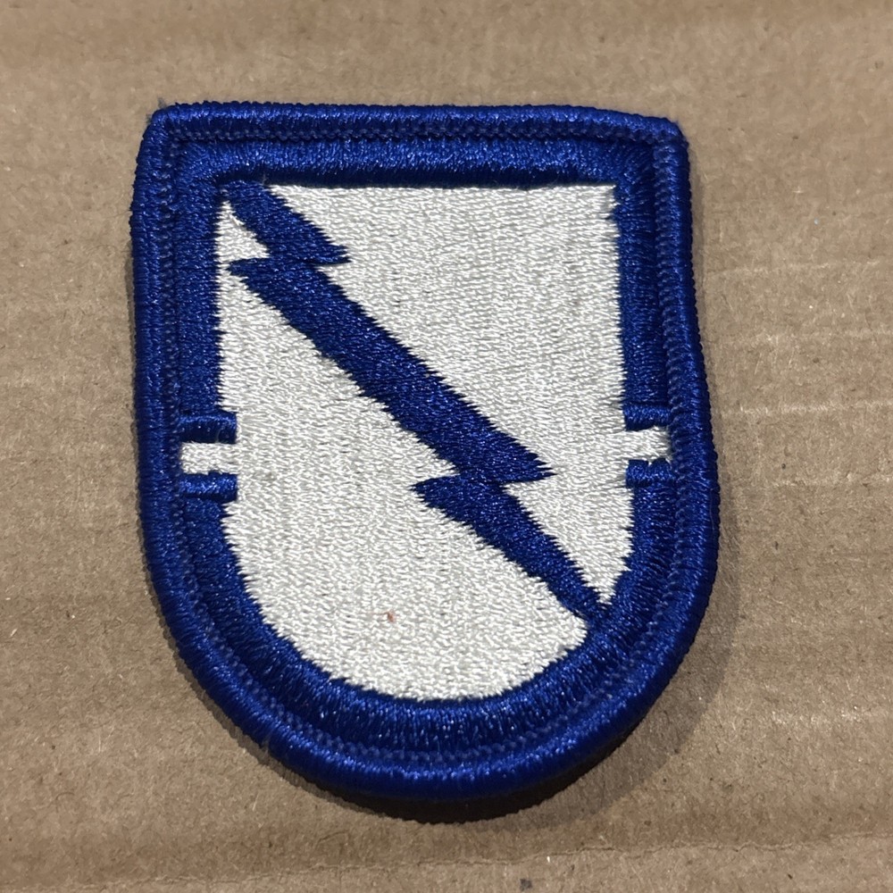 ORIGINAL 507TH AIRBORNE INFANTRY 1ST BATTALION BERET FLASH PATCH