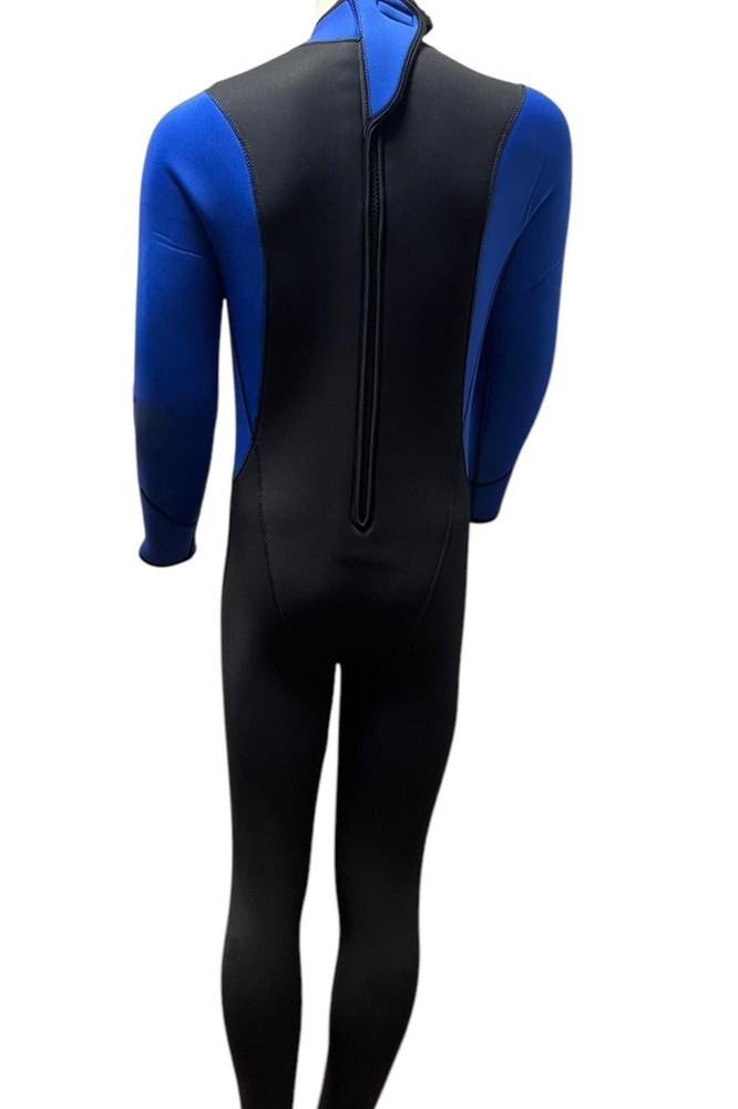 7MM wetsuit men size Medium