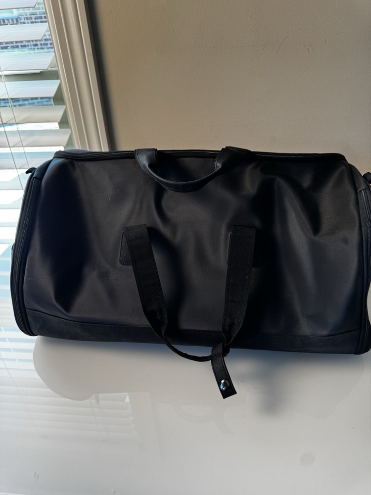 stitch golf ultimate garment bag EUC
