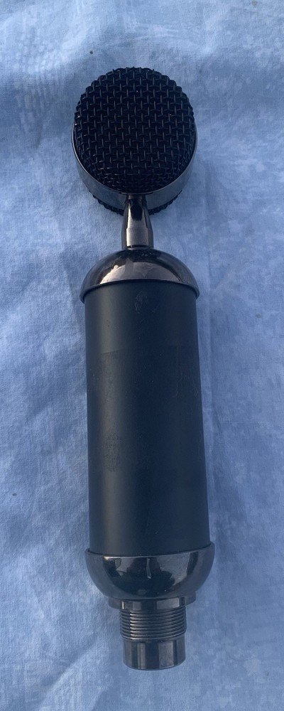 Blue Microphones Spark SL Large Studio Condenser Microphone - Black