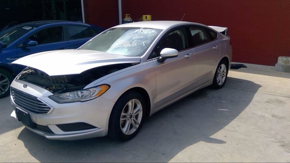 FUSION 2018 Air Shutter 603816