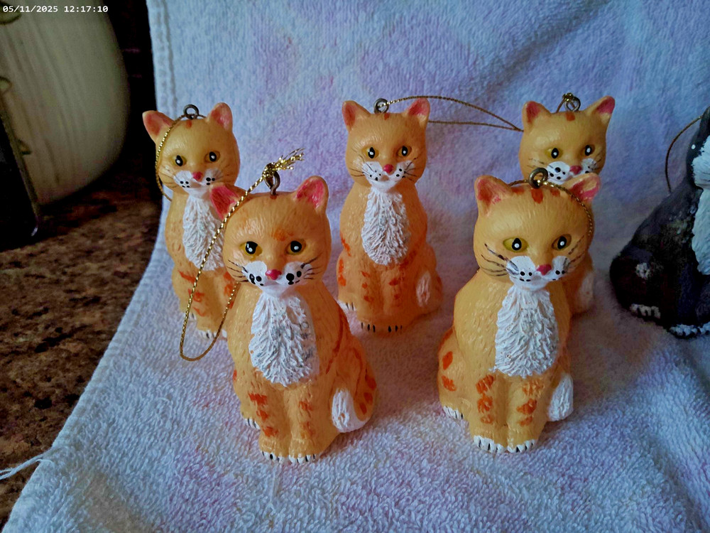 10 Plastic Cat String Light Covers or Ornaments Orange White & Black So Cute!