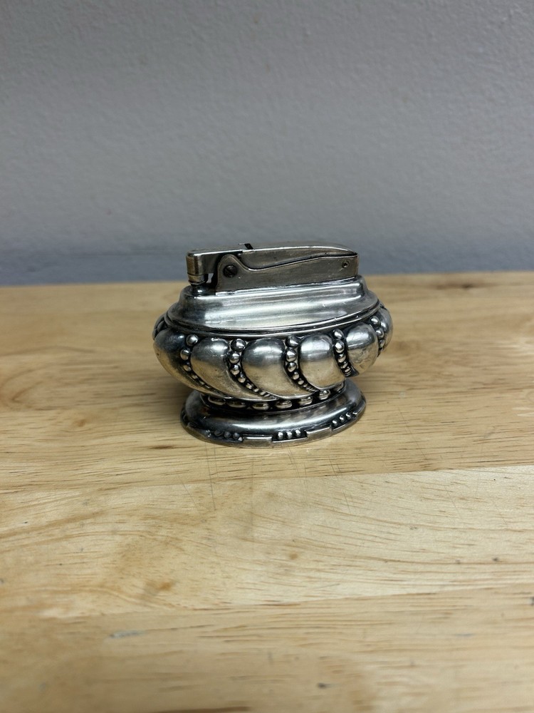 Vintage Ronson Crown Silver Plated Table Cigarette Lighter