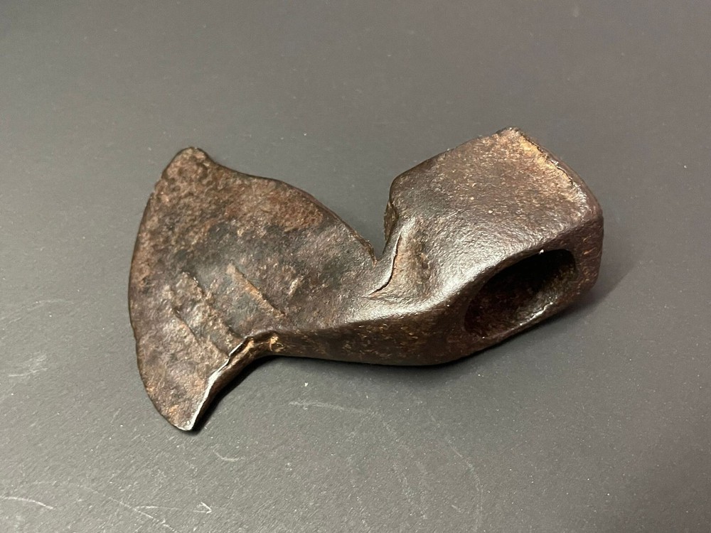 Old Vintage Hand Forged Rustic Iron Axe Hatchet / Axe Head Wood Cutter Tool E34