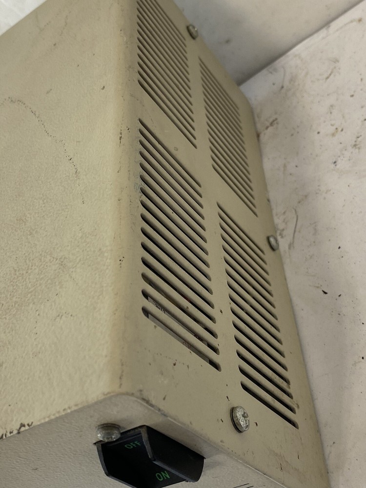 Oneac Power Conditioner CP1103 120 Vac Powers On And Tested