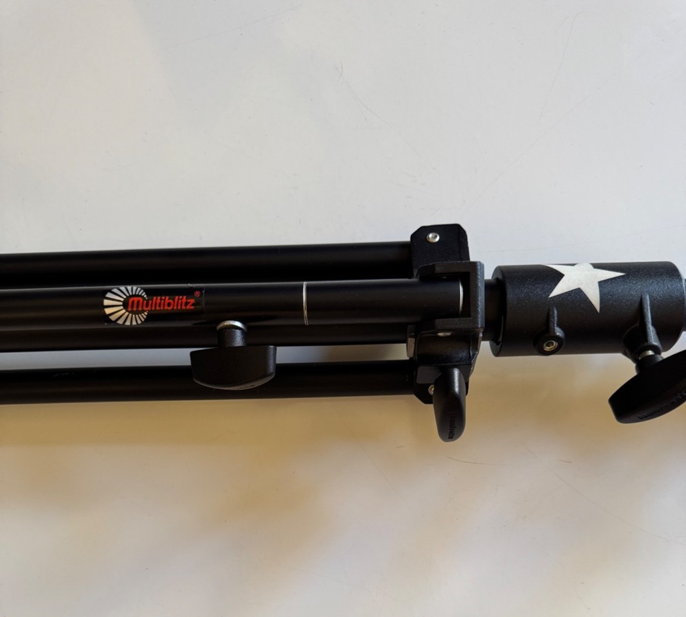 Multiblitz by Manfrotto Studio Light Stand, Leveling Leg, Black - 48" Collapsed