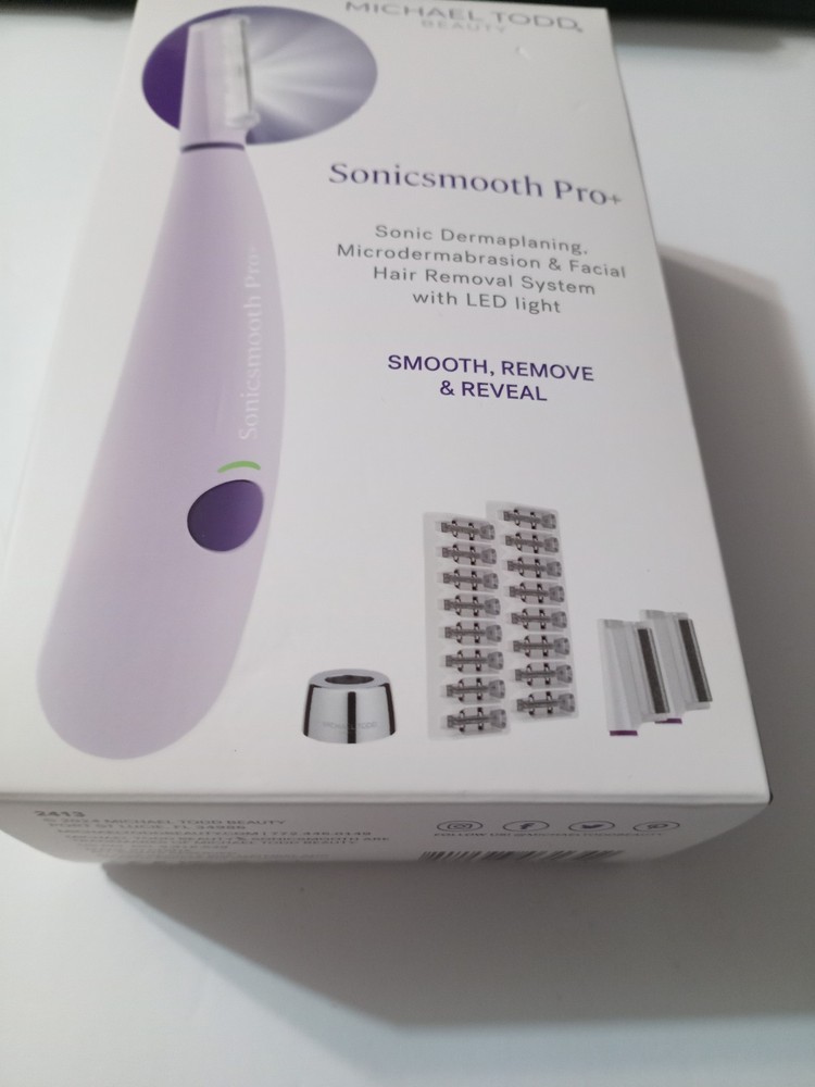 NEW Michael Todd Beauty Sonicsmooth Pro+ Dermaplaning System LED Open Box