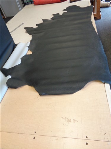 LEATHER HIDE BLACK TEXTURED 101" X 51"