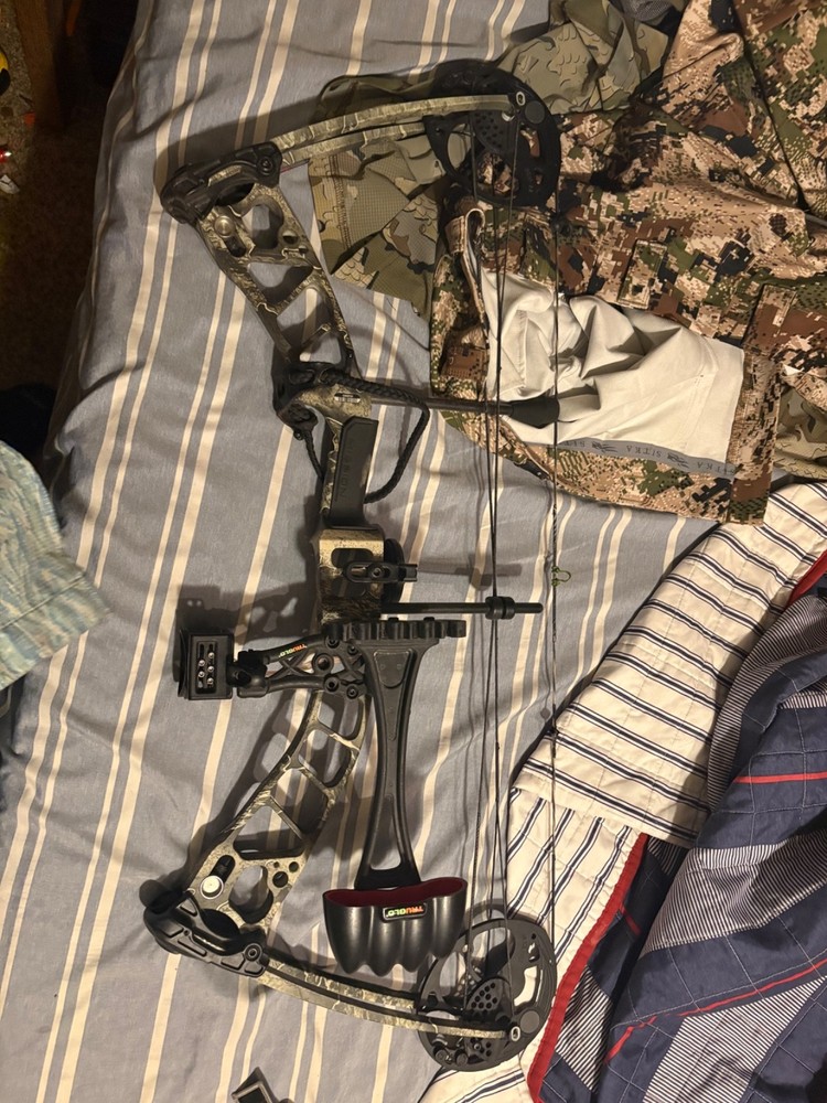 mathews mission switch compound bow