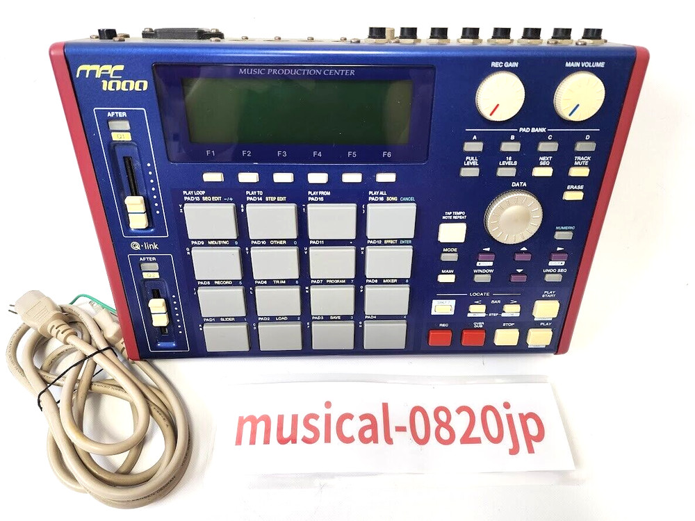 AKAI MPC1000 Sampling Machine Sampler Stereo 32 voices 64-track sequence