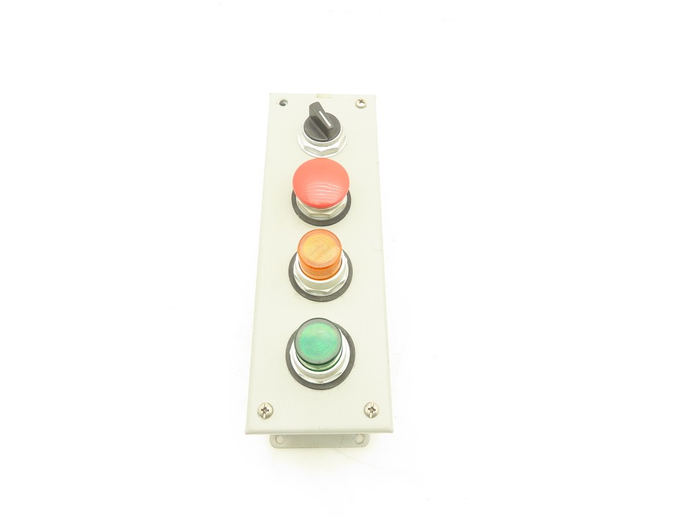 Wiegmann PB-4 Pushbutton Enclosure Luminated Green Momentary Button Selector