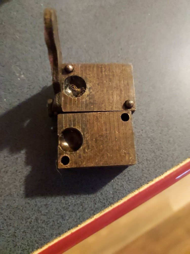 Vintage Lyman bullet mold 451 956