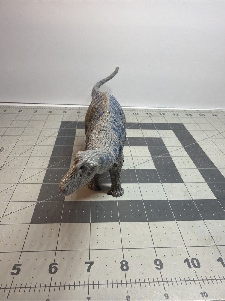 Schleich ( Germany) Dinosaurs Brontosaurus 2020 Approx 12" Long