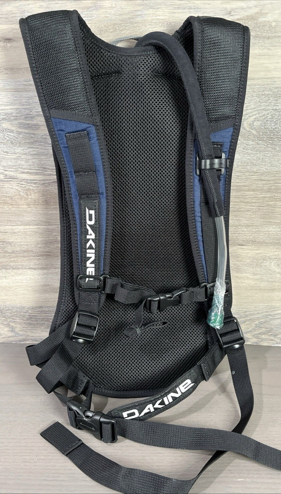 Dakine Glacier Hydration Pack Back Pack Blue Gray NWOT