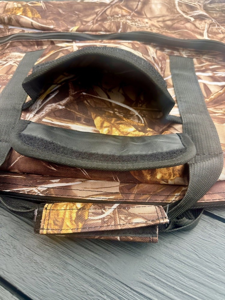 Lightweight Soft Compound Bow Case with Arrow Pocket and Backpack Straps