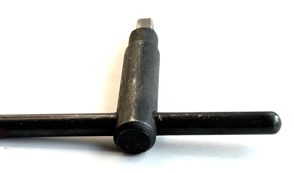 1/4" Machinist Lathe Chuck Key Used