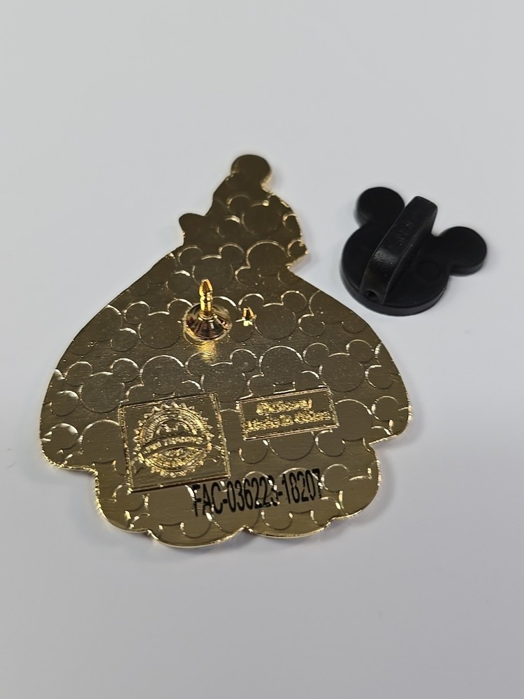 Dumbo With Feather Disney Trading Lapel Pin