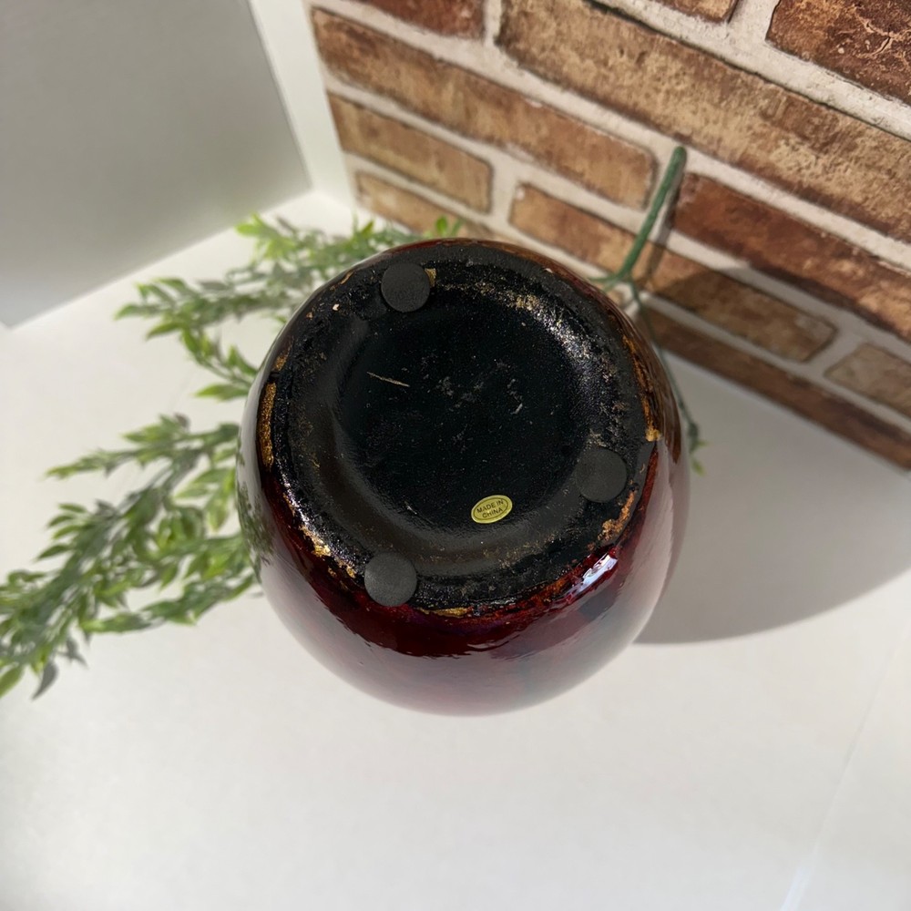 Red & Black Lacquered/foiled Ceramic Art Vase