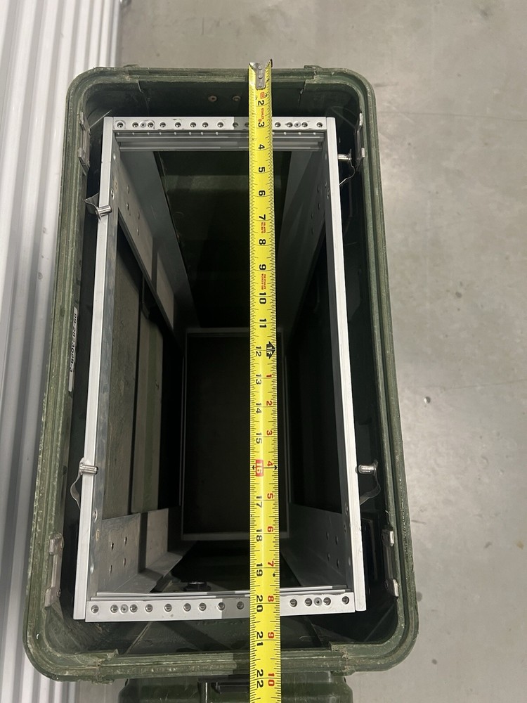 HARDIGG STYLE RACK MOUNT CASE GENERAL DYNAMICS MILITARY ELECTRONICS CRATE 34"-5U