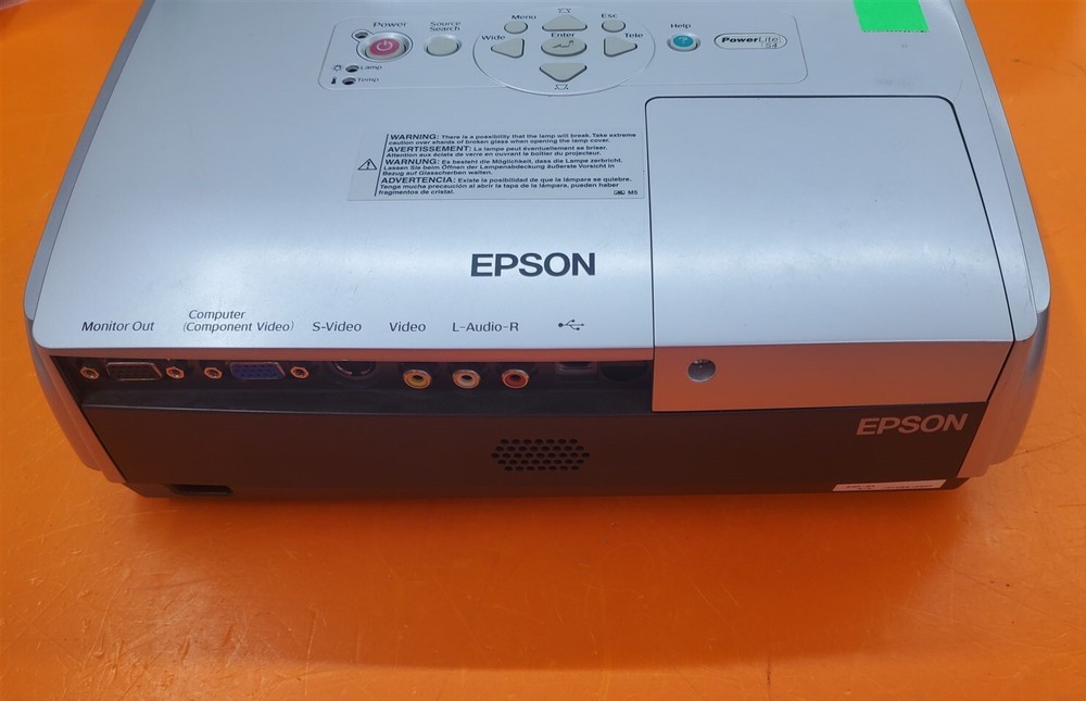 ⭐️⭐️⭐️⭐️⭐️ USED Epson LCD Projector PowerLite EMP-S4 NO CORDS **READ**