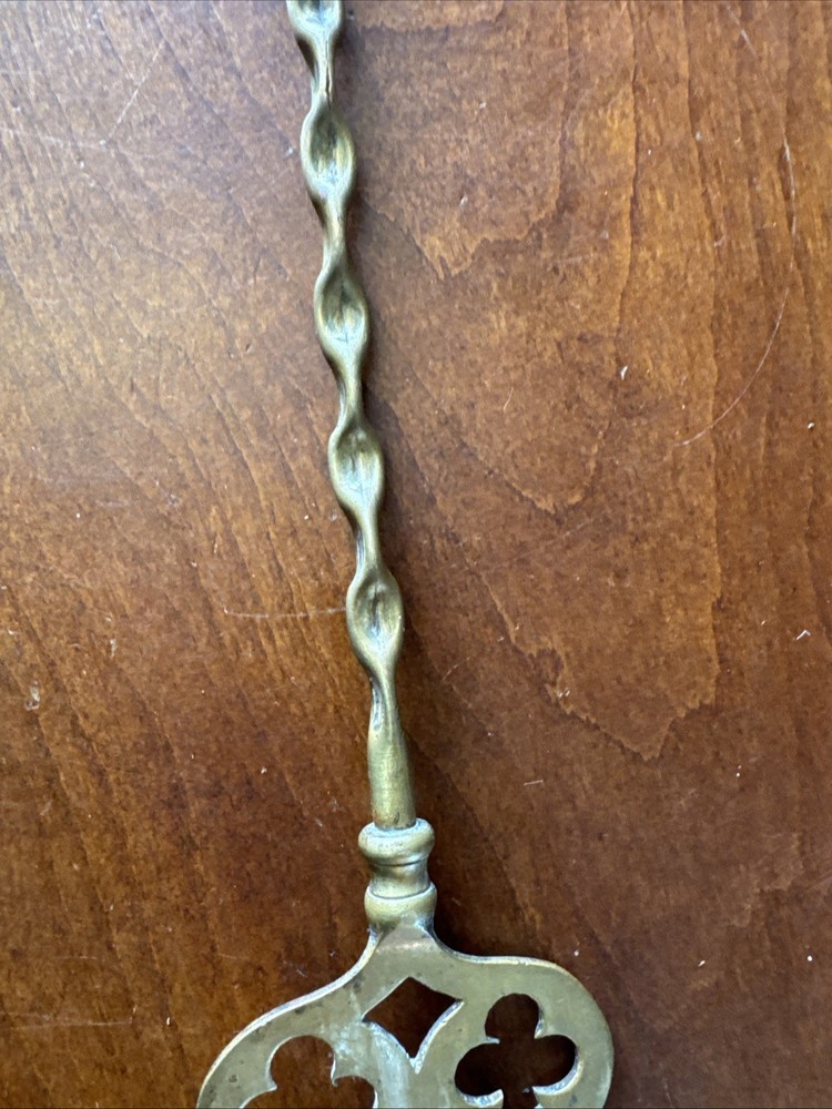 VINTAGE BRASS LINCOLN IMP SITTING DEVIL DEMON TOASTING FORK FIREPLACE TOOL