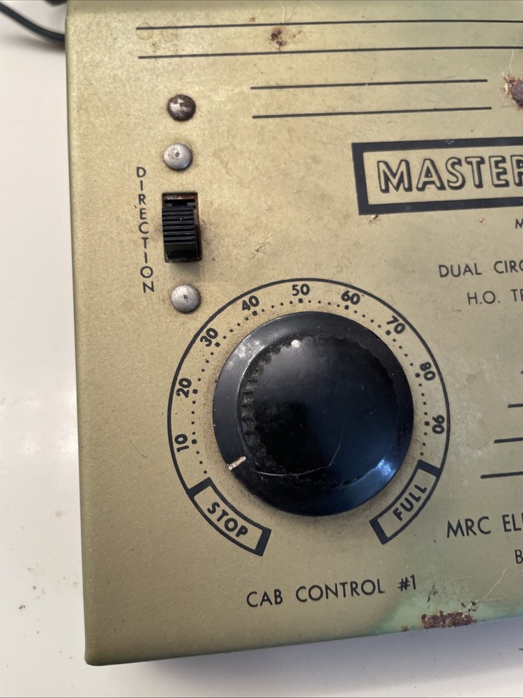 Vintage MRC Electronics Train Master Twinpak Transformer Model D-2000 -Working!