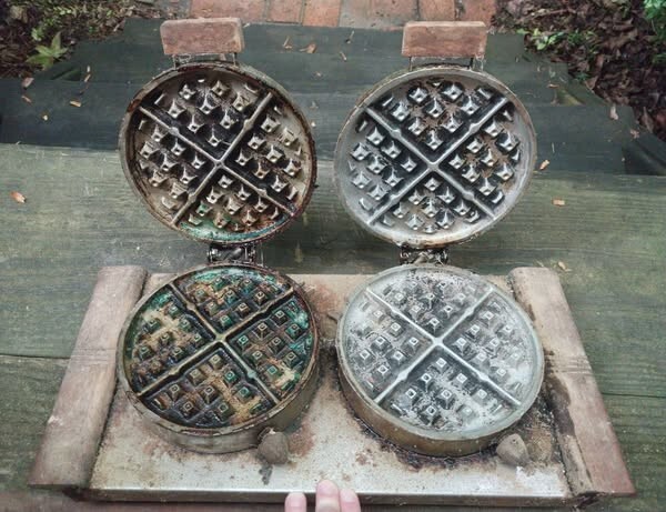 Knapp Monarch Waffle Maker Farmhouse Decor