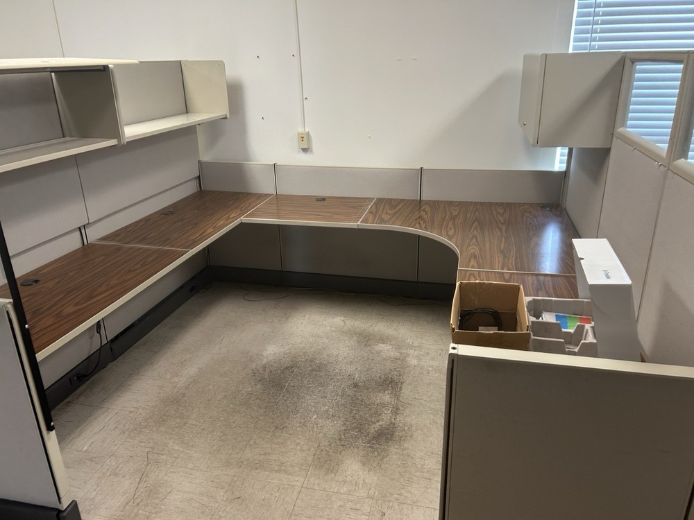 (12) Herman Miller Office Cubicles Workstations