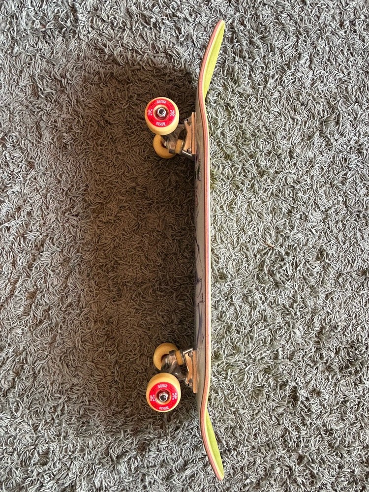 skateboard complete 8.25