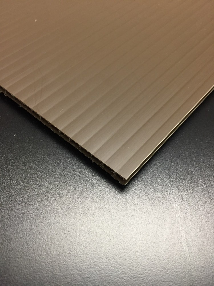 Coroplast 4mm 24" x 18" (8 Pack) Brown Corrugated Plastic Sheets Horizontal