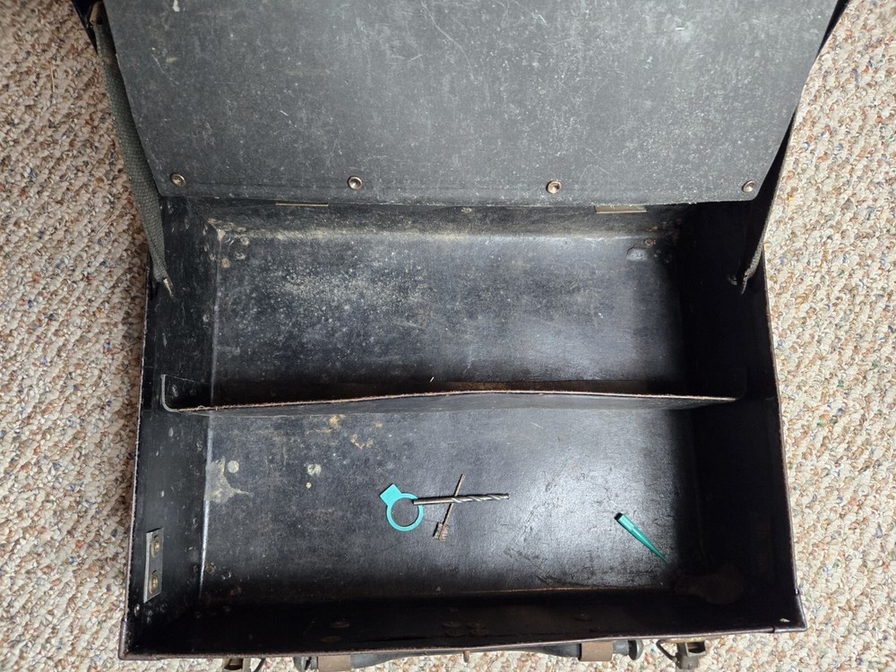 VINTAGE BELL SYSTEMS B TELEPHONE LINEMANS TOOLBOX CASE WITH STICKERS