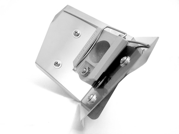 Can-Am 3.5" Standard Corner Flusher