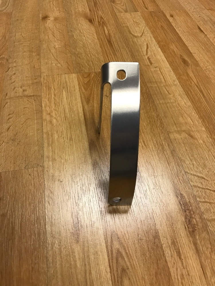 Curved Vertical License Plate Relocation Bracket for HARLEY-DAVIDSON BREAKOUT