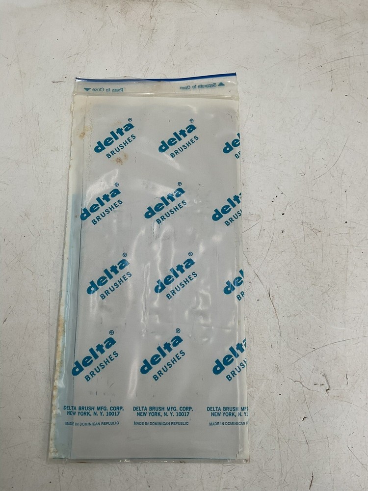 Vintage Delta Artist Paint Brushes NOS